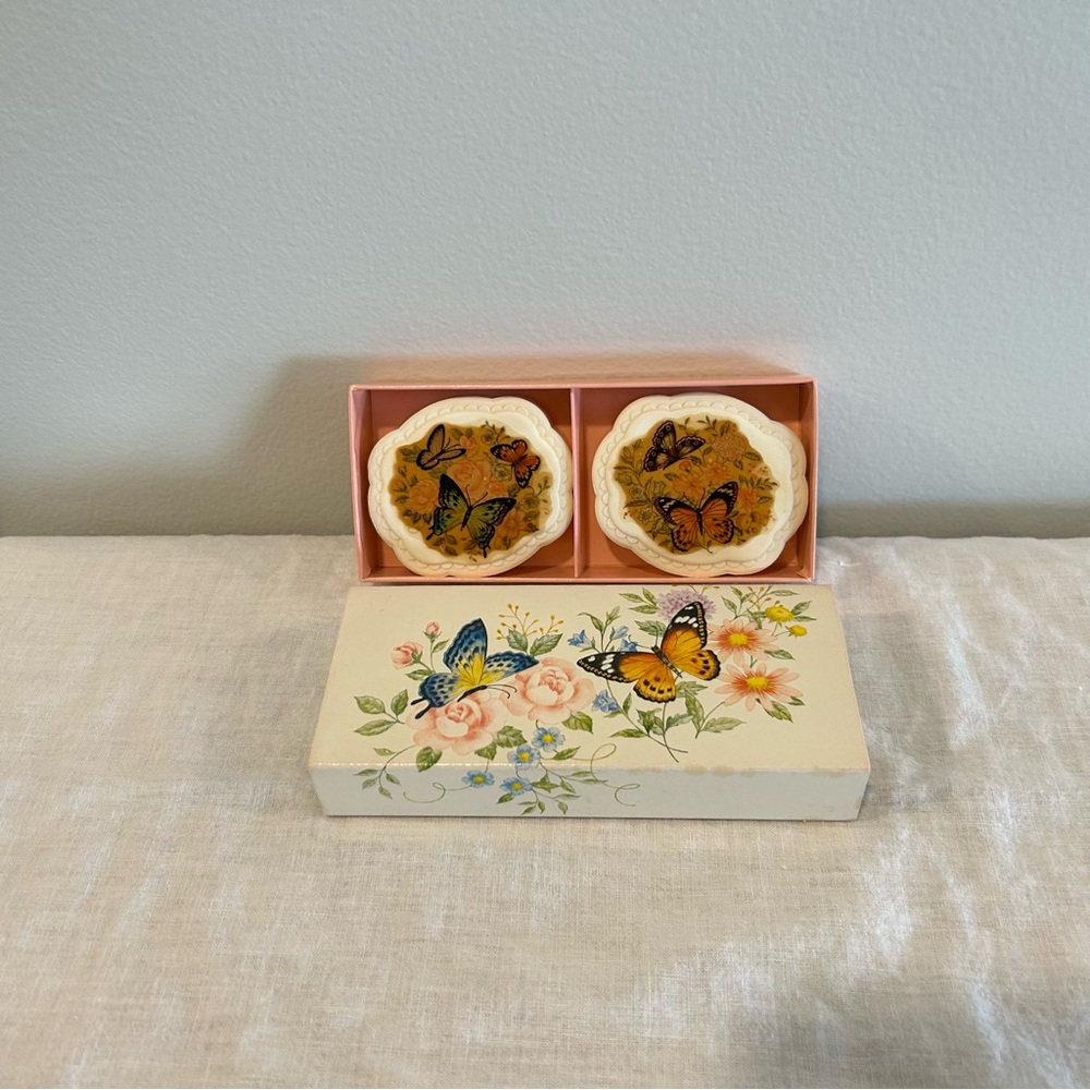 Vintage Avon Butterflies and Blossoms 2 Soap Set NOS